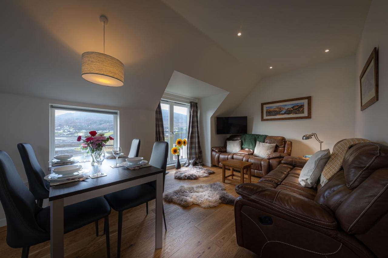 Skyelight Apartment Portree Eksteriør billede